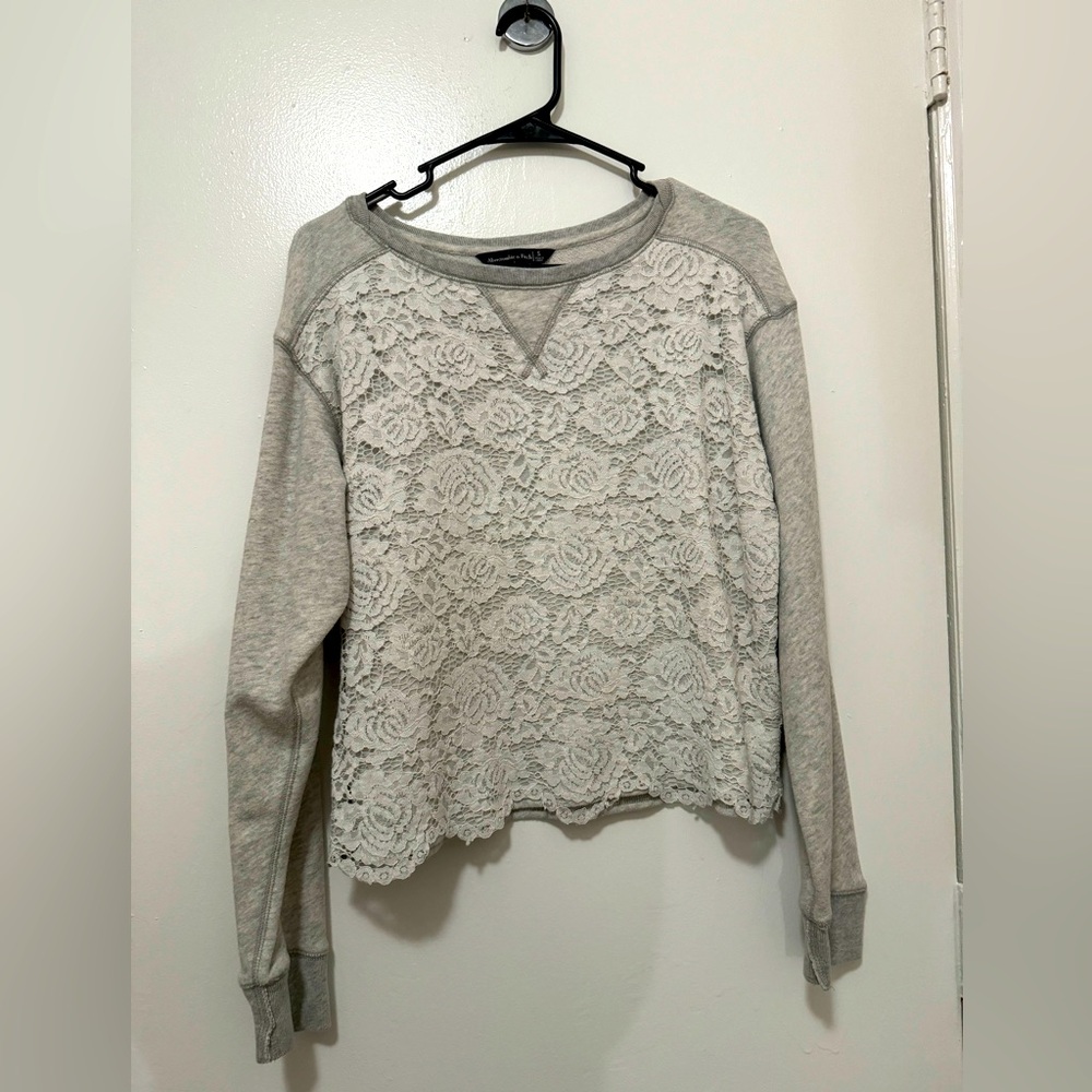 Women's - A&F Gray Sweatshirt with White Lace Design on Front - Small